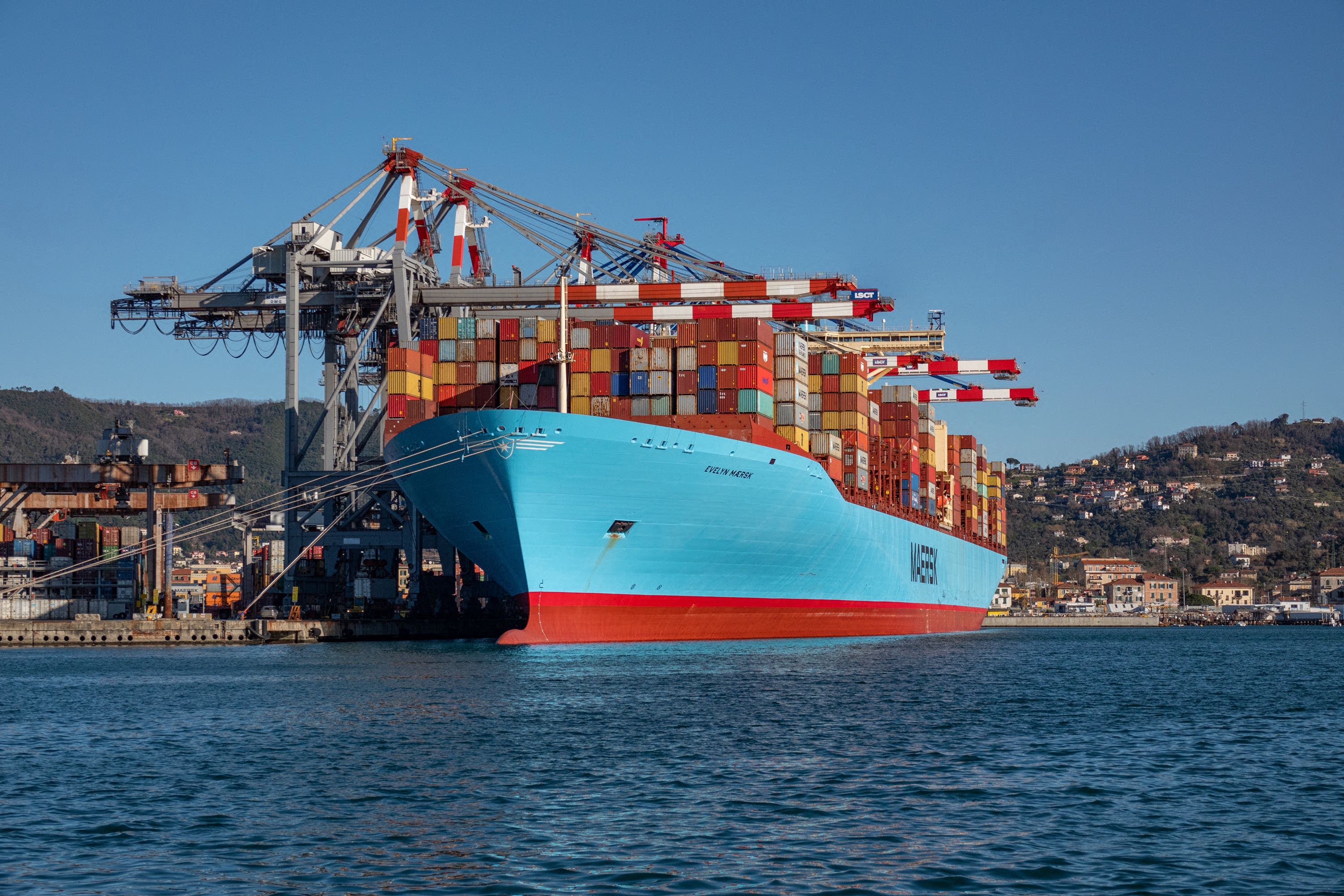 Maersk-Evelyn-prow